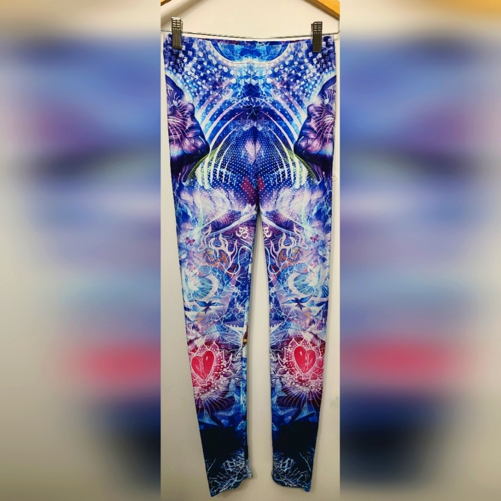 4/$24 RARE UNIQUE Yoga Pants Size Medium Artist Designed